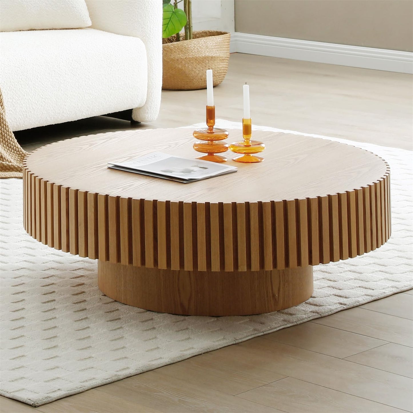 31.49'' Walnut Coffee Table Round Wood Modern Solid Wood Veneer Handcrafted Relief Tea Table with Sturdy Pedestal for Apartment Living Room