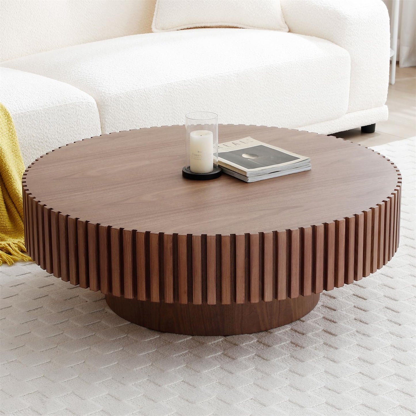 31.49'' Walnut Coffee Table Round Wood Modern Solid Wood Veneer Handcrafted Relief Tea Table with Sturdy Pedestal for Apartment Living Room